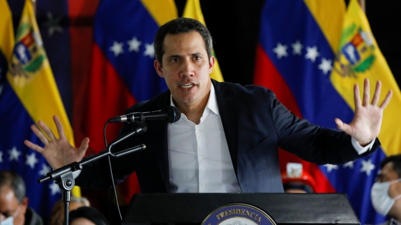 Juan Guaidó affirme que son mandat intérimaire se poursuivra jusqu'à ce qu'il y ait "une élection libre" au Venezuela