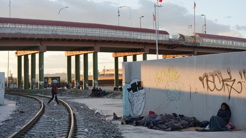 Moins de Vénézuéliens piégés à la frontière américano-mexicaine après les expulsions de Biden