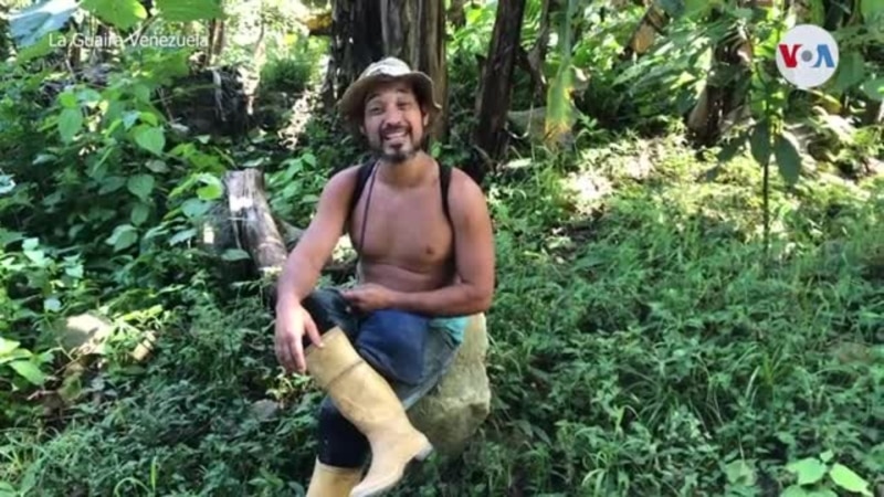 "Pas même un cheval ne passe", une ville côtière du Venezuela isolée par les pluies