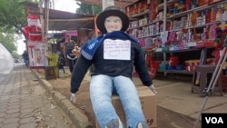 Un groupe de poupées prêtes à être vendues dans des boutiques au Nicaragua ce 30 décembre 2022.