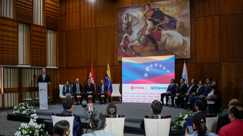 Le gouvernement vénézuélien signe de nouveaux contrats avec Chevron