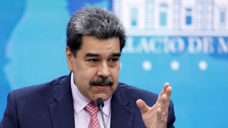 Le président du Venezuela dit qu'ils préparent des mesures contre la dépréciation du bolivar