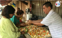 En janvier 2020, Figuera a déclaré, dans une interview accordée au média numérique La Gran Aldea, que pour rester à l'étranger, il avait reçu le soutien de son parti et d'une ONG.