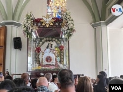 Image de la Vierge de la Divina Pastora, vénérée par des millions de paroissiens, à Barquisimeto, Venezuela. [Foto: Carolina Alcalde, VOA]