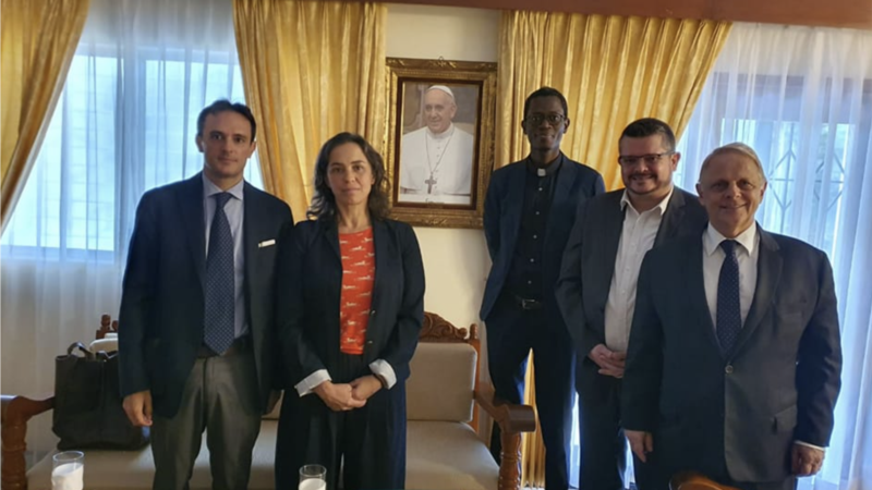 Le chef d'entreprise du Vatican part pour le Costa Rica après la fin des relations