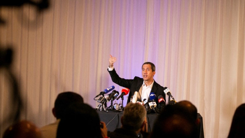 Guaidó assure qu'il s'est senti "persécuté" et menacé d'"enlèvement" en Colombie
