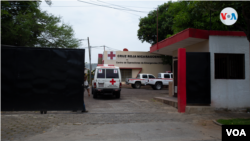 Façade du siège de la Croix-Rouge nicaraguayenne, à Managua, Nicaragua.  Photo: VOA