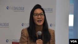 L'ambassadrice des États-Unis au Belize, Michelle Kwan, lors d'une conversation au Dialogue interaméricain ce vendredi 16 juin. [Foto: Tomás Guevara, VOA]