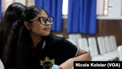 Alexandra Padilla, 17 ans, qui veut étudier le commerce extérieur.