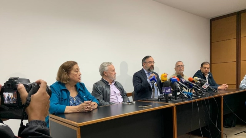Attentes au Venezuela concernant l'éventuelle prolongation de la période de candidature pour la primaire de l'opposition