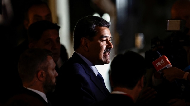 Les experts disent que Maduro semble "à l'aise" au pouvoir