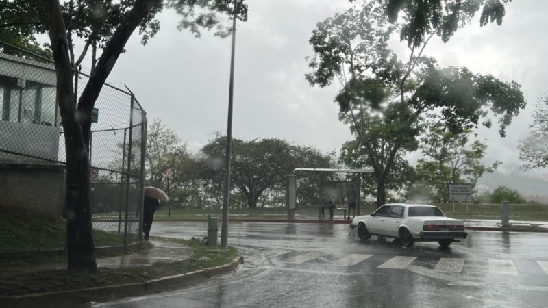 Pluies attendues au Venezuela alors que la tempête tropicale Bret se déplace