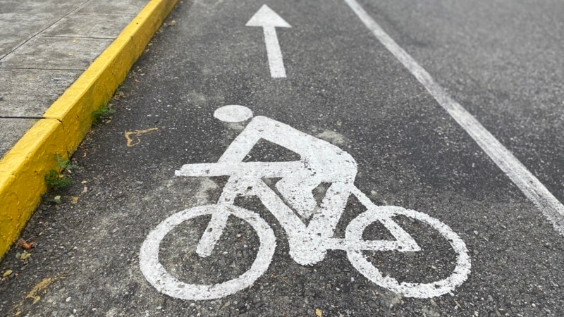le vélo comme moyen de transport est une tâche en suspens, des initiatives sont promues