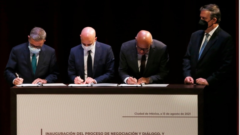 Ils conseillent aux États-Unis d'autoriser les transferts "directs" à l'ONU pour le Venezuela