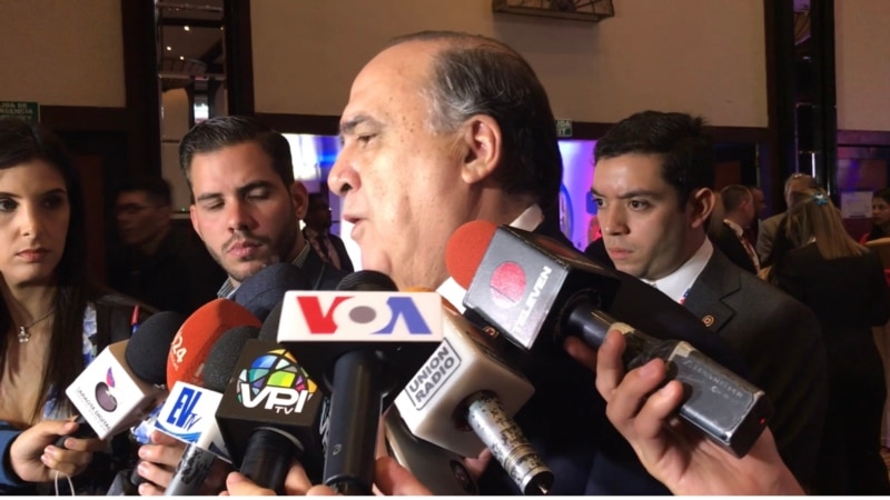 Ils demandent à Maduro de ne pas intervenir auprès de la Croix-Rouge vénézuélienne après le début de l'enquête