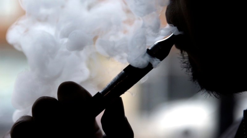 vapoteurs interdits, et plus