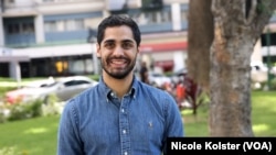 Samuel Díaz Pulgar se fraye un chemin en politique