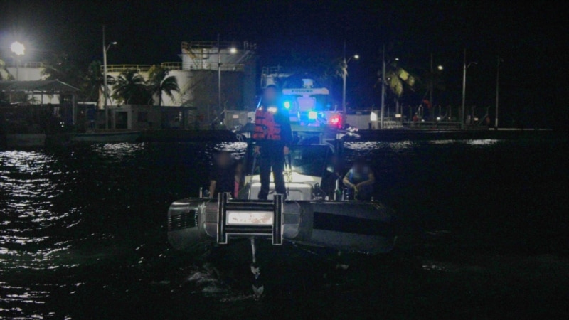 La marine colombienne sauve 14 migrants vénézuéliens à la dérive près de l'île de San Andrés