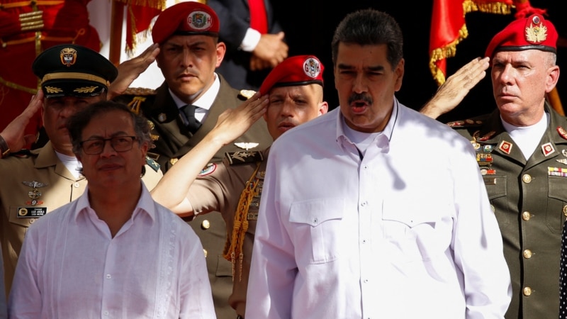 Les dirigeants du Venezuela et de la Colombie se rencontrent au palais présidentiel de Caracas