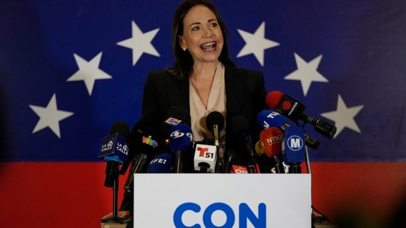 María Corina Machado affirme que le référendum pour Essequibo est une « erreur » et considère qu'il « devrait être suspendu »
