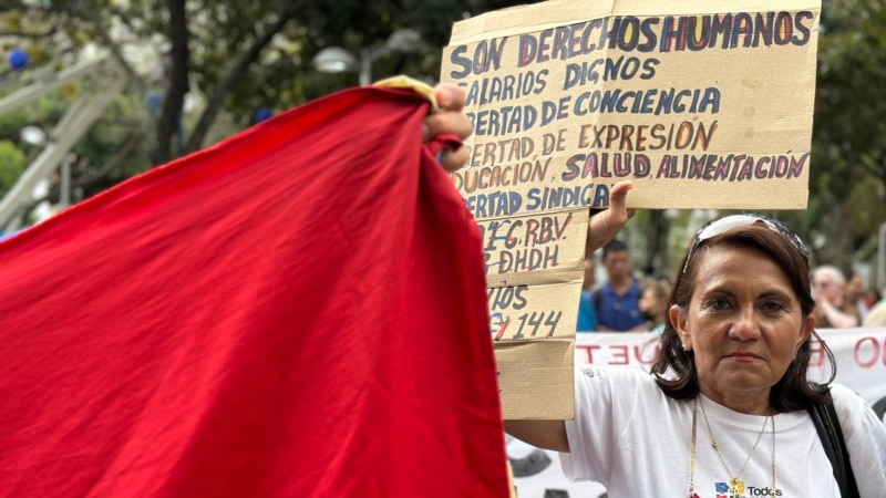 Ils demandent à Maduro de meilleurs salaires, retraites et conditions de travail