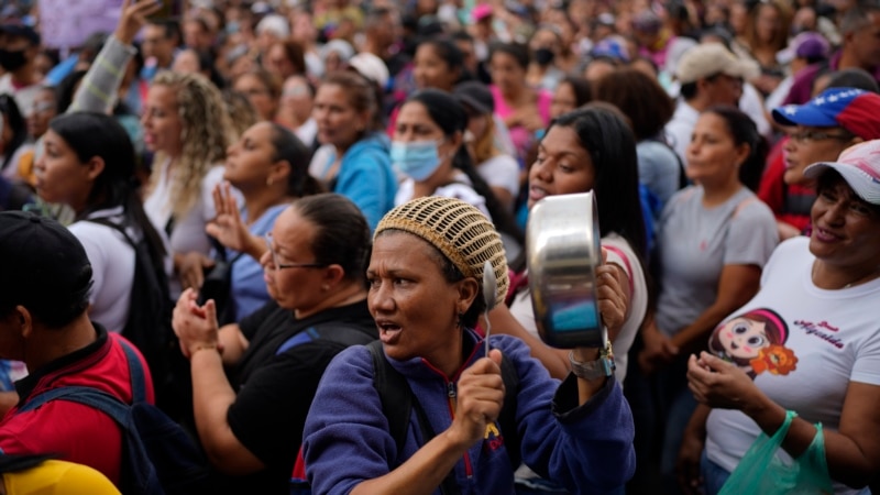 La société civile met en garde contre l'escalade des persécutions, le gouvernement Maduro dénonce le complot