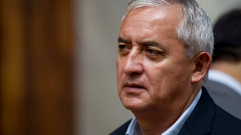 L'ancien président du Guatemala Otto Pérez Molina sort de prison