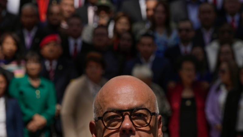 Le chavisme revendique une "violation" des accords de la Barbade lors de la ratification de la directive parlementaire de 2020