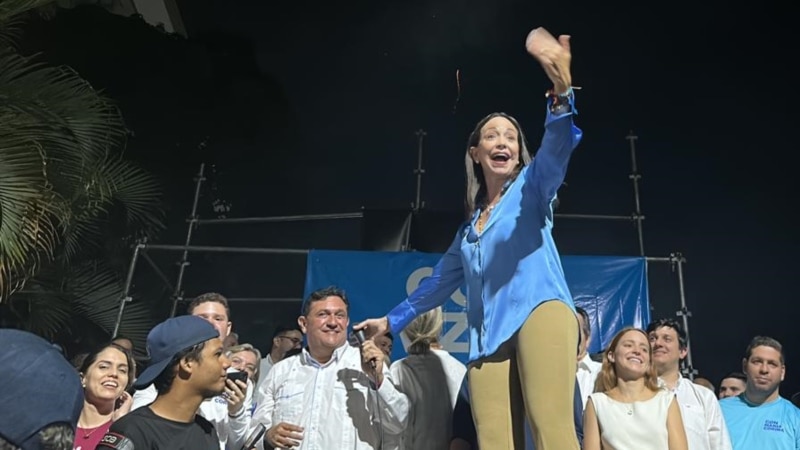 Deux dirigeants politiques proches de María Corina Machado sont arrêtés