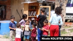 Dans les zones pauvres du Venezuela, un refuge pour enfants, lecture et éducation est en cours de construction : projet REMO.