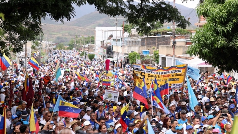 Le chavisme exerce son pouvoir dans la campagne présidentielle au Venezuela