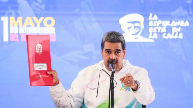 Maduro impose un nouveau fardeau à « l’enfer fiscal » du secteur privé au Venezuela (analystes)
