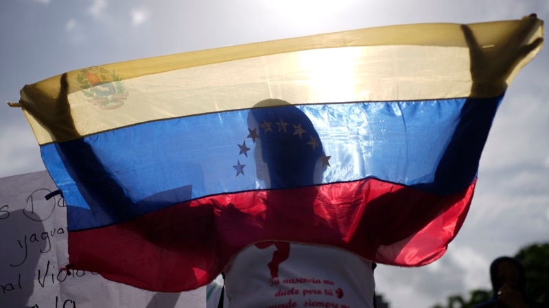 Le Venezuela célèbre les 213 ans de son indépendance ;  l'opposition demande aux forces armées de respecter les résultats des élections