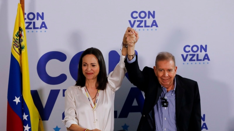 "Il est dans l'intérêt de Maduro d'entamer des négociations", déclare l'opposante vénézuélienne María Corina Machado