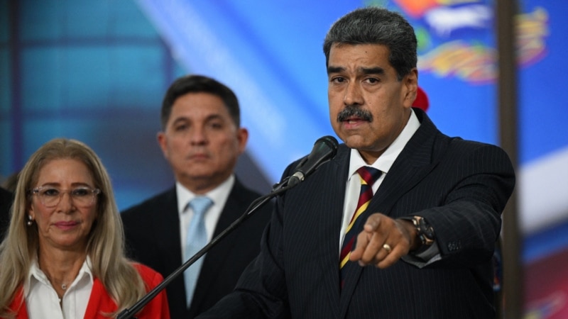 Maduro répond aux efforts de médiation dans la crise électorale au Venezuela