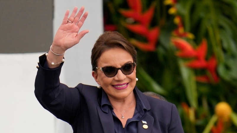 Ils demandent au président du Honduras de démissionner en raison de liens présumés entre des proches et des trafiquants de drogue