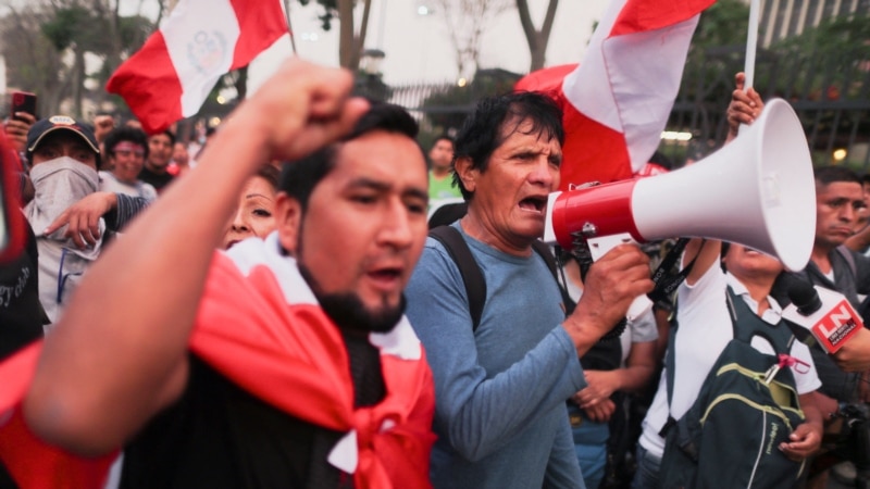 Le Guatemala, le Pérou et l'Uruguay connaissent un déclin de la démocratie, selon un rapport mondial