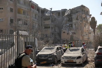 Bâtiments détruits à Holon, Tél