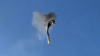 La montgolfière, après avoir brûlé