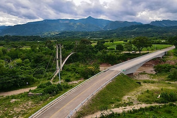 Bridge construit à 15 kilomètres