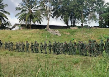 Militaire vénézuélien pendant certains tests