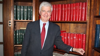 Etcheberry est un entrepreneur, un universitaire et un ancien ministre