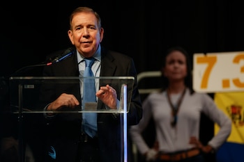 Le bloc d'opposition demande des conditions