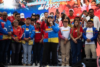 Le maire et le candidat pour