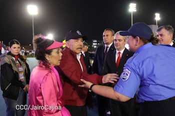 En tout temps, Daniel Ortega