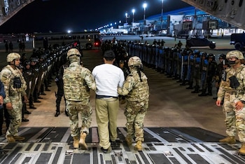 Photo de fichier référentiel. Personnel