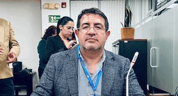 Santiago Díaz Asque, l'assemblé