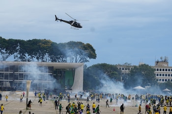 Les partisans de Jair Bolsonaro sont entrés en collision