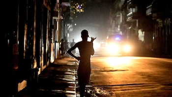 Une personne est dans le