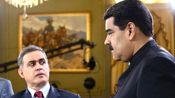 Tarek Saab et Nicolás Maduro
